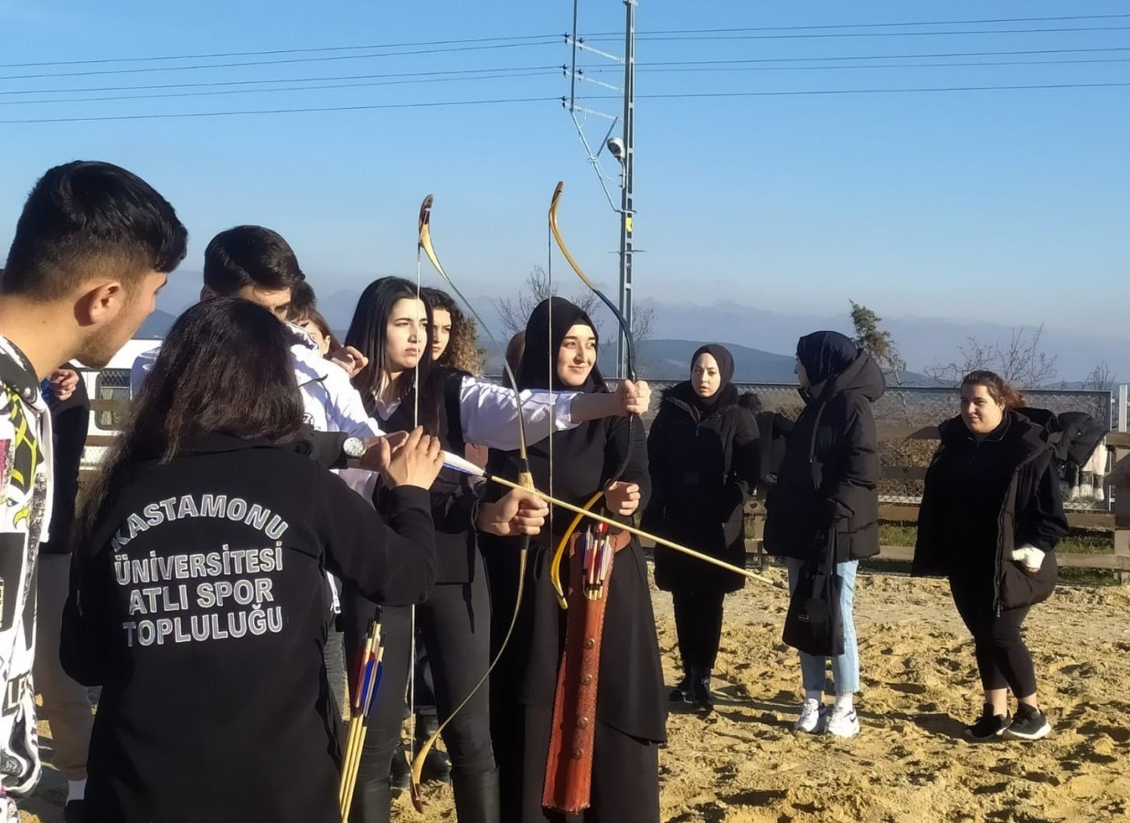 "At ve Türk, tarih boyunca hiç ayrılmadı";
