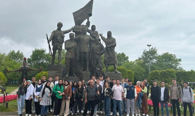 Öğrenciler Samsun'u gezdi;