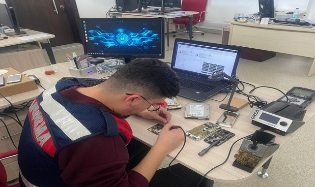 727 internet sitesine erişim engelli;