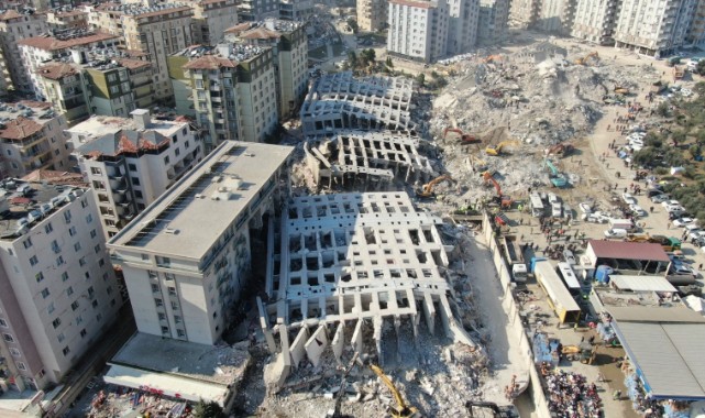 Deprem bölgesinde 38 bin artçı sarsıntı!;