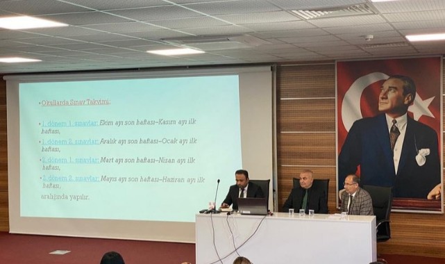 Kastamonu'daki okul müdürlerine sınav bilgilendirmesi;