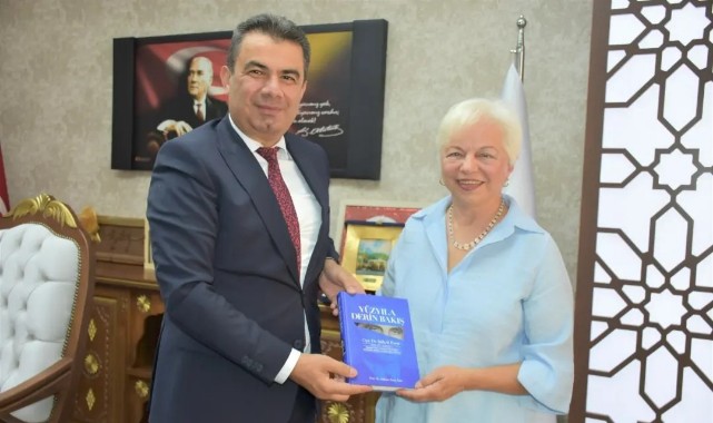 Aytaç Eruz'un eşi Sakine Eruz'dan İl Müdürü Gümüş'e ziyaret;