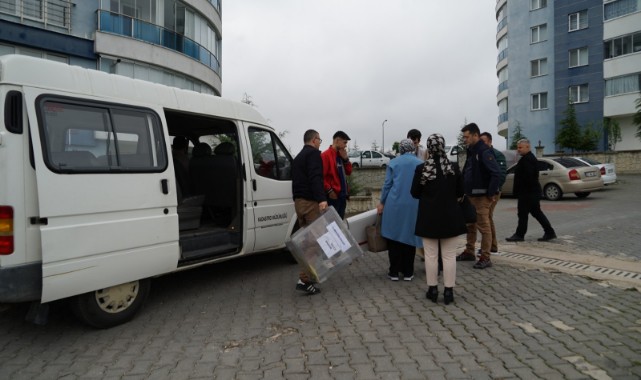 Seyyar sandıklar hasta ve engellilerin ayağına gitti;