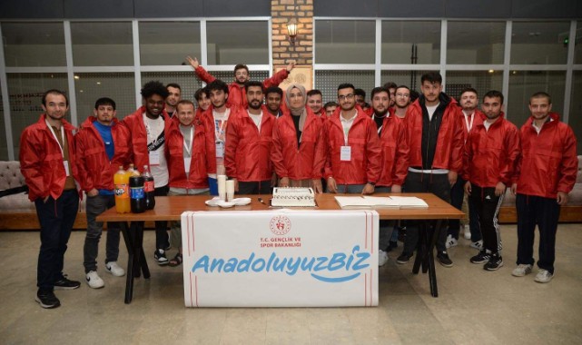 Bolu'dan Kastamonu'ya gelen öğrencilere veda;