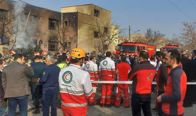 İran’da eğitim uçağı düştü: 2 ölü;