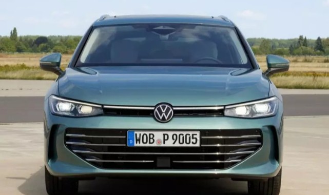 Volkswagen yeni Passat modelini tanıttı;